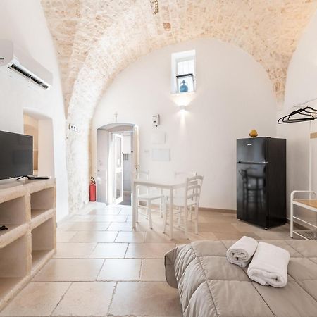 Le Piccole Case Bianche Ostuni Exterior photo