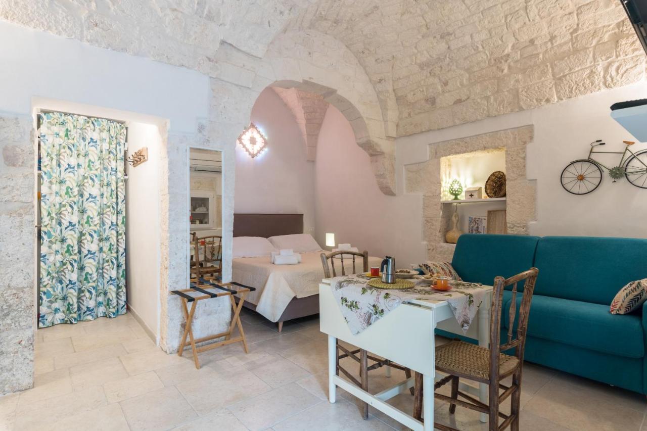 Le Piccole Case Bianche Ostuni Exterior photo