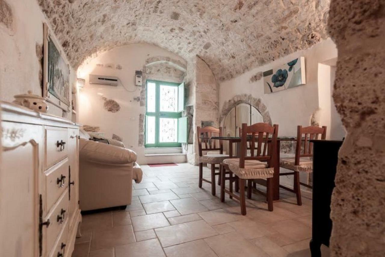 Le Piccole Case Bianche Ostuni Exterior photo